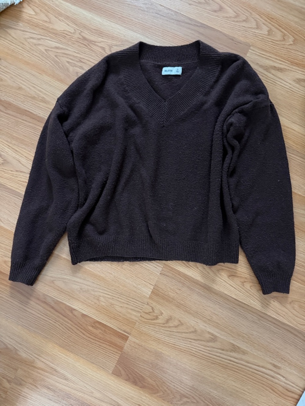 Hollister Women’s Dark Brown V-Neck Sweater